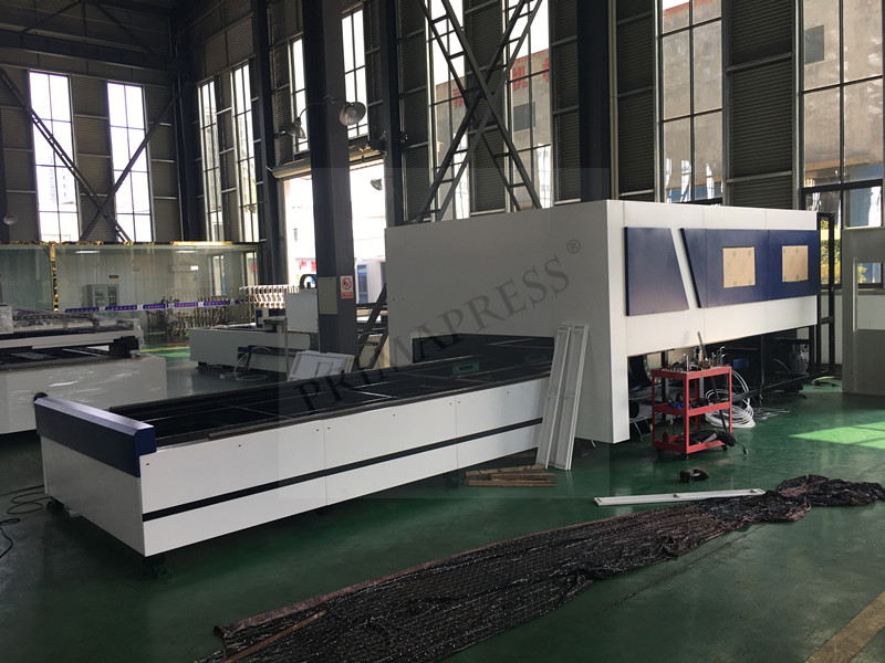 3Kw fiber laser cutting machine with Exchangeable table | Ma'anshan