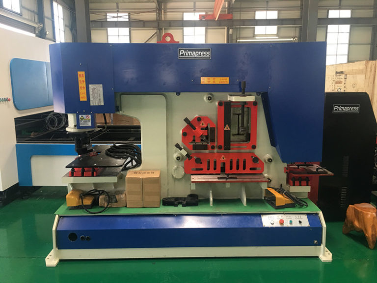 Ironworker Machine Table Thick plate 30mm hydraulic ironworker+ sheet metal cnc feeding table ...